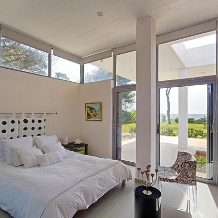 Beachfront Villa Hoopoe Schinias, Marathon Екстериор снимка