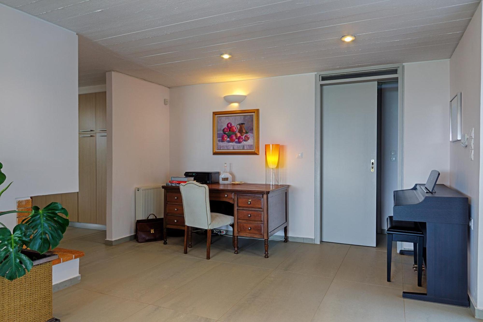 Beachfront Villa Hoopoe Schinias, Marathon Екстериор снимка